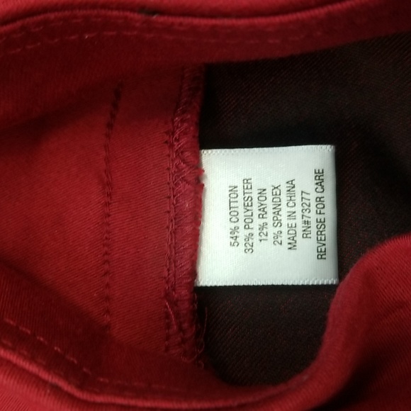 Croft & Barrow Red Women's Pants - Picture 11 of 12
